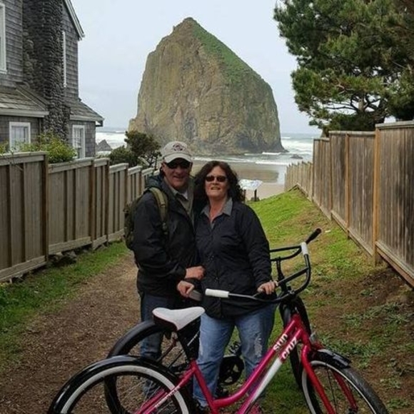 Meet your Posher, Jolee - Picture 1 of 1